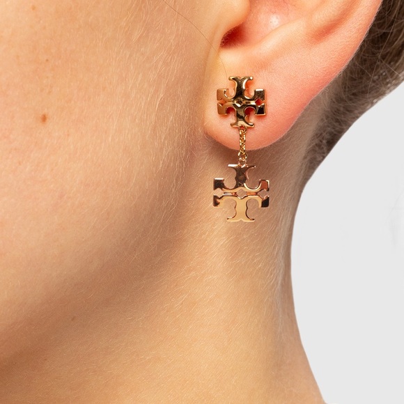 Black Friday Sale! Tory Burch Kira Linear Double Logo Drop Earrings - Picture 4 of 5